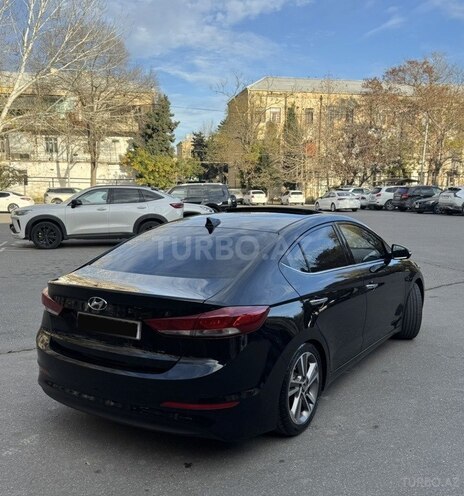 Hyundai Elantra 2017, 136,500 km - 2.0 л - Bakı