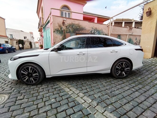 Changan Qiyuan A05 2025, 8,000 km - 1.5 л - Bakı