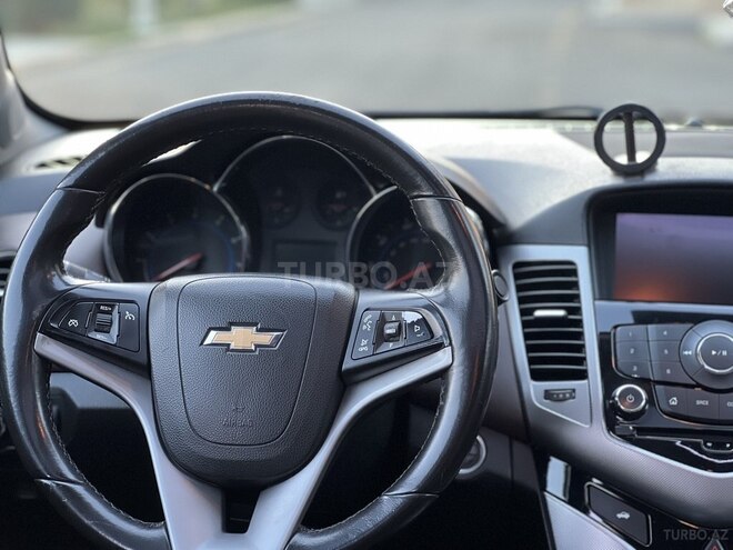 Chevrolet Cruze 2015, 330,000 km - 1.4 л - Bakı