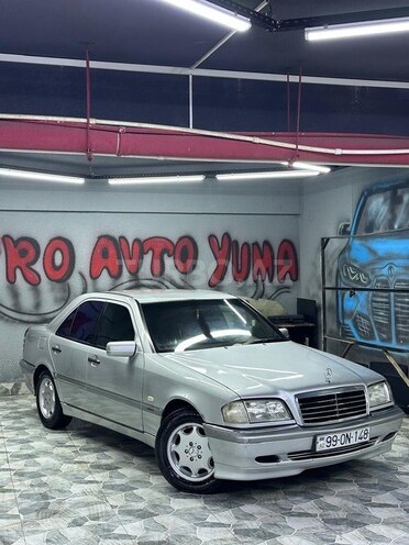 Mercedes C 240 1999, 212,000 km - 2.4 l - Bakı