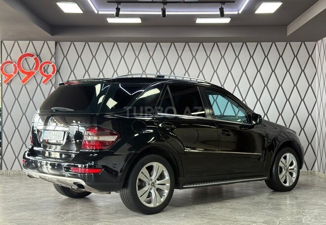 Mercedes ML 300 4MATIC-3