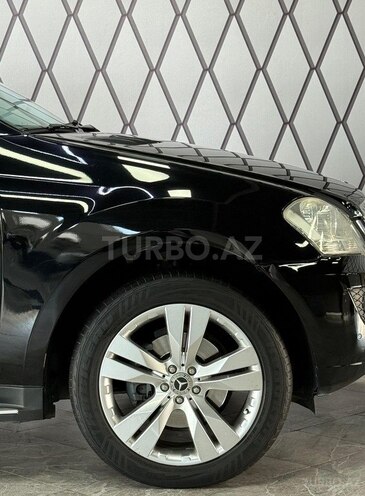 Mercedes ML 300 4MATIC-8