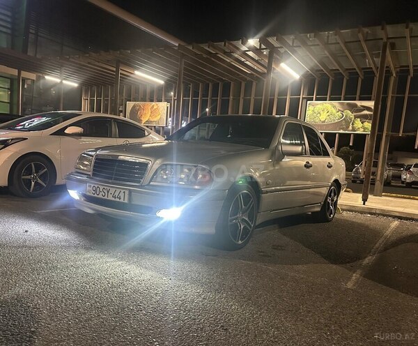 Mercedes C 220 1999, 497,000 km - 2.2 л - Bakı