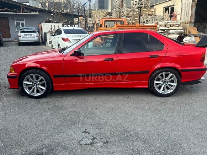 BMW 318 1992, 255,000 km - 1.8 l - Bakı