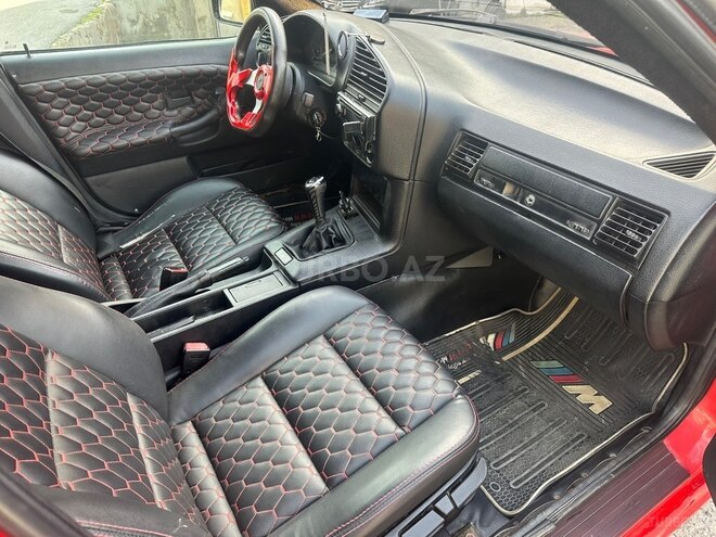 BMW 318 1992, 255,000 km - 1.8 l - Bakı