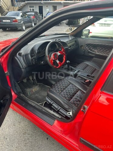 BMW 318 1992, 255,000 km - 1.8 l - Bakı
