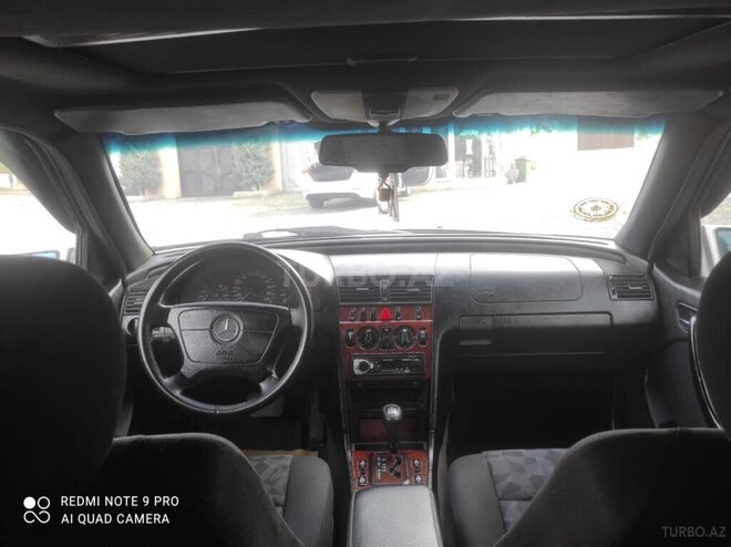Mercedes C 220 1999, 356,235 km - 2.2 л - Bakı