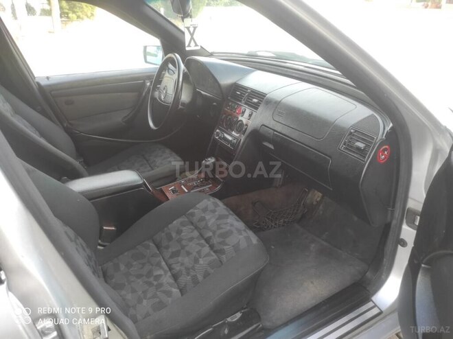 Mercedes C 220 1999, 356,235 km - 2.2 л - Bakı