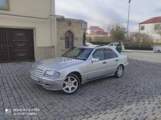 Mercedes C 220 1999, 356,235 km - 2.2 л - Bakı