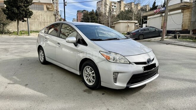 Toyota Prius 2015, 258,000 km - 1.8 l - Bakı