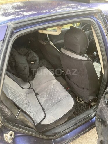 Opel Vectra 1995, 385,000 km - 1.8 l - Qazax