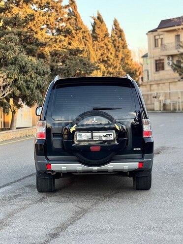 Mitsubishi Pajero 2008, 300,000 km - 3.0 l - Bakı