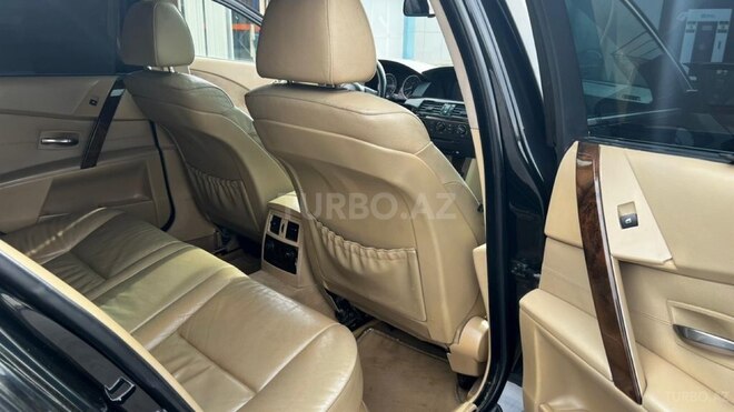 BMW 525-9