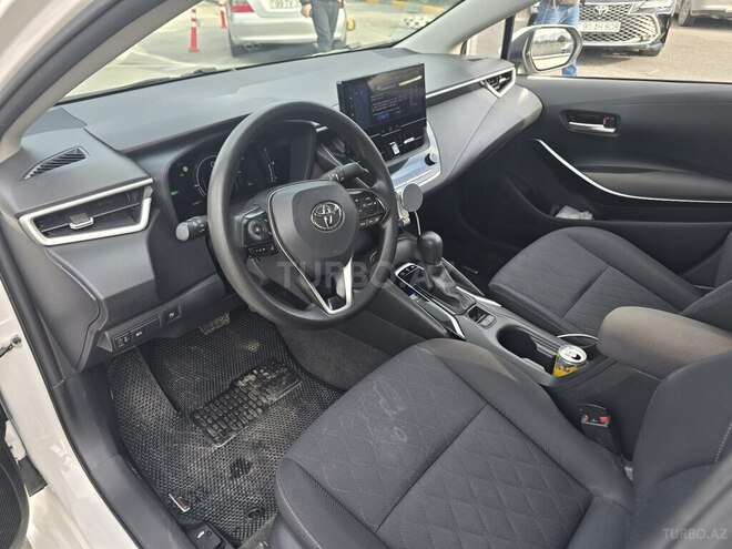 Toyota Corolla 2023, 67,500 km - 1.8 l - Bakı