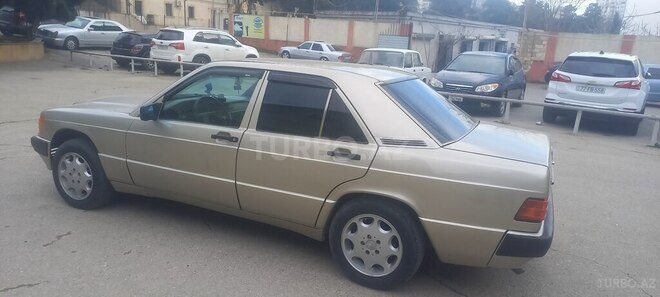 Mercedes 190 1990, 326,000 km - 2.0 л - Bakı