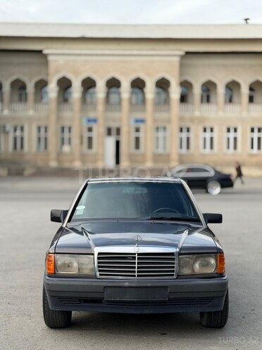 Mercedes 190 1991, 251,000 km - 2.0 l - Sumqayıt