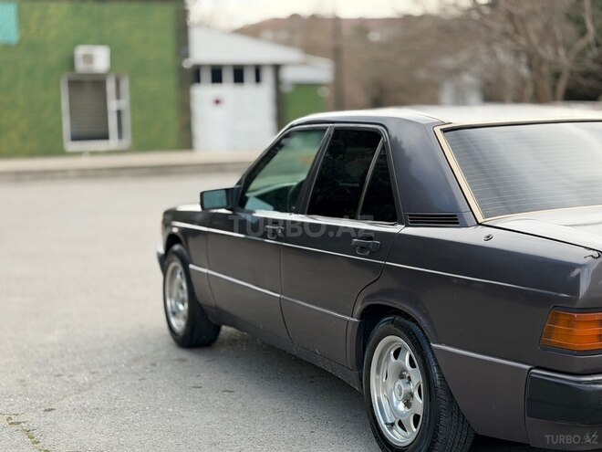 Mercedes 190 1991, 251,000 km - 2.0 l - Sumqayıt