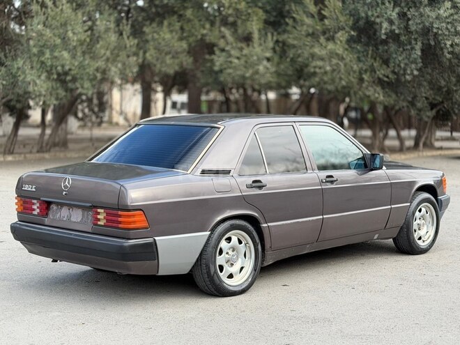 Mercedes 190 1991, 251,000 km - 2.0 l - Sumqayıt