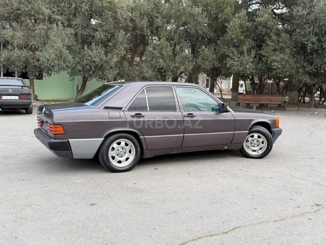 Mercedes 190 1991, 251,000 km - 2.0 l - Sumqayıt