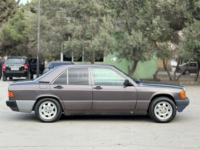 Mercedes 190 1991, 251,000 km - 2.0 l - Sumqayıt