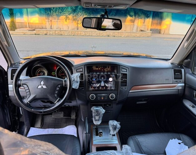 Mitsubishi Pajero 2008, 300,000 km - 3.0 l - Bakı