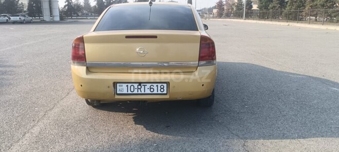 Opel Vectra 2002, 316,000 km - 2.2 л - Yevlax