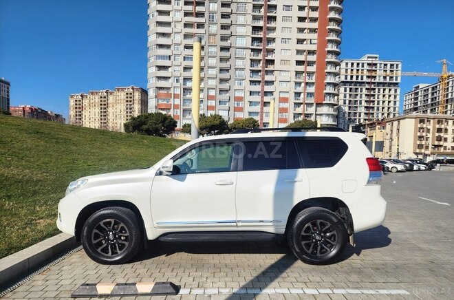 Toyota Land Cruiser Prado 2012, 278,000 km - 3.0 l - Bakı