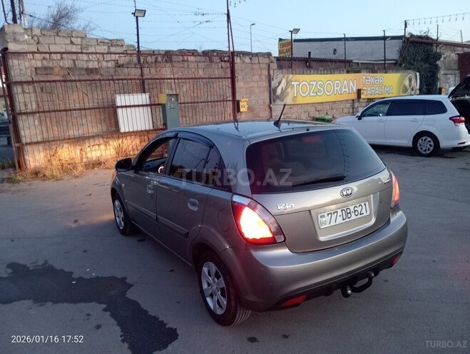 Kia Rio 2009, 215,600 km - 1.5 l - Bakı