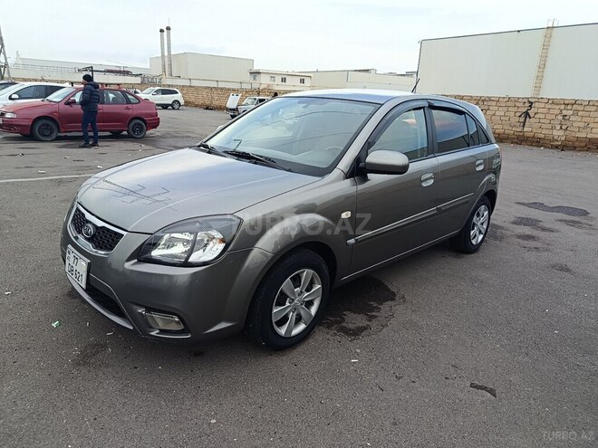 Kia Rio 2009, 215,600 km - 1.5 l - Bakı