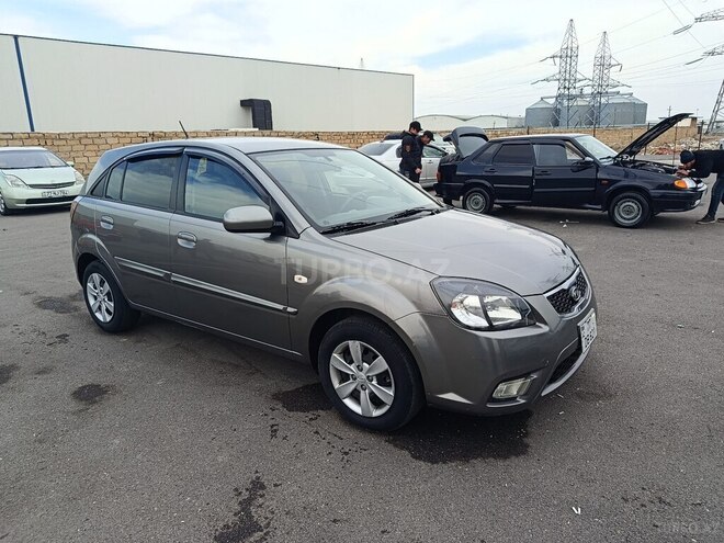 Kia Rio 2009, 215,600 km - 1.5 l - Bakı