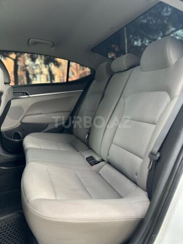 Hyundai Elantra 2017, 159,325 km - 2.0 л - Bakı