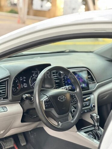Hyundai Elantra 2017, 159,325 km - 2.0 л - Bakı