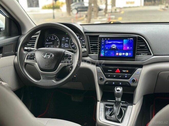 Hyundai Elantra 2017, 159,325 km - 2.0 л - Bakı