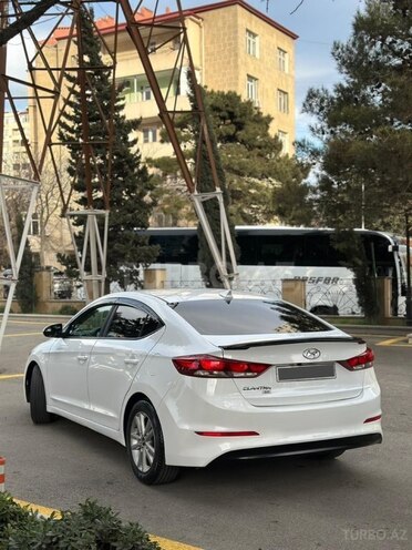 Hyundai Elantra 2017, 159,325 km - 2.0 л - Bakı