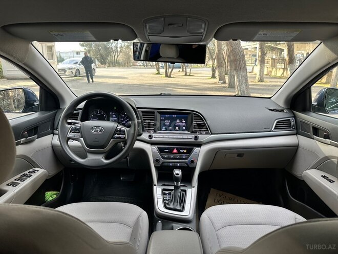 Hyundai Elantra 2018, 100,000 km - 2.0 л - Bakı