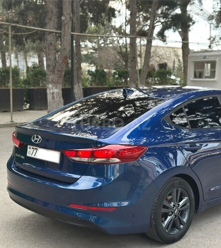 Hyundai Elantra 2018, 100,000 km - 2.0 л - Bakı