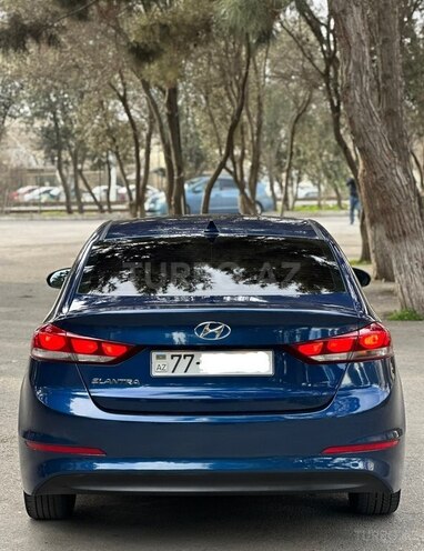 Hyundai Elantra 2018, 100,000 km - 2.0 л - Bakı