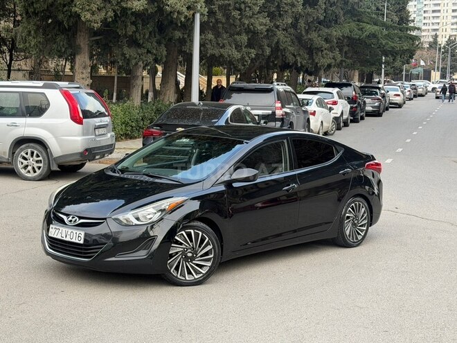 Hyundai Elantra 2015, 145,564 km - 1.8 л - Bakı