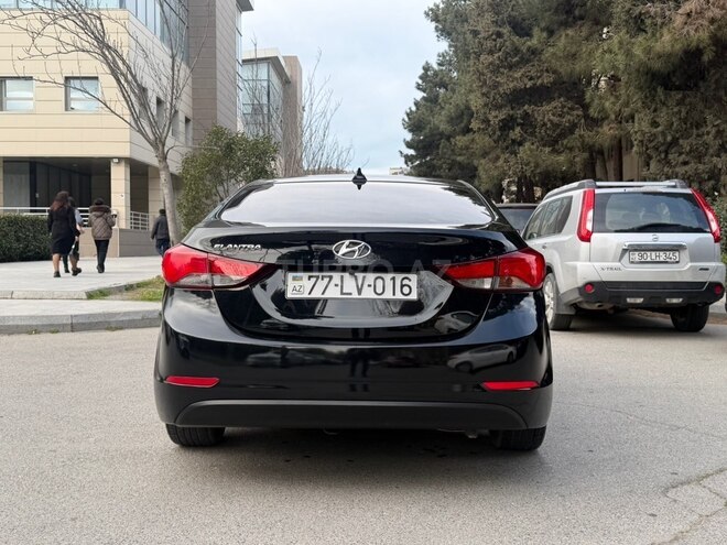 Hyundai Elantra 2015, 145,564 km - 1.8 л - Bakı