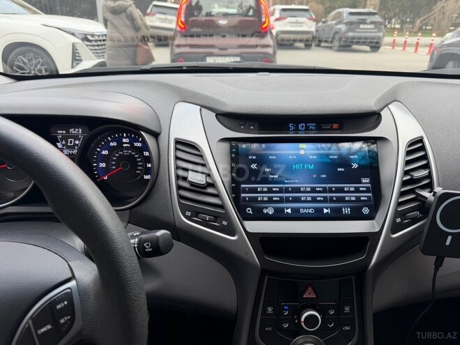 Hyundai Elantra 2015, 145,564 km - 1.8 л - Bakı