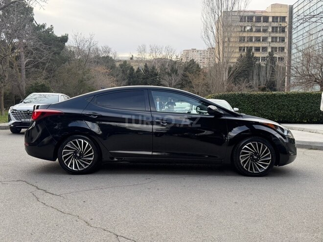 Hyundai Elantra 2015, 145,564 km - 1.8 л - Bakı