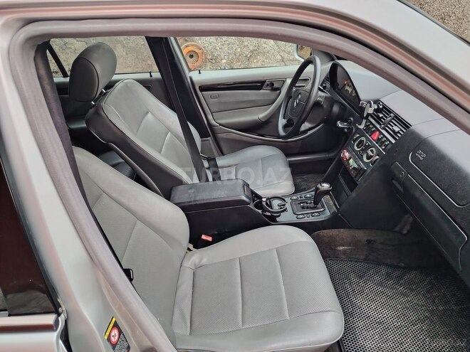 Mercedes C 230 2000, 210,477 km - 2.3 л - Bakı