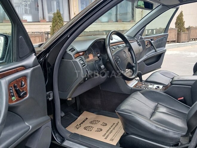 Mercedes E 320 2000, 299,000 km - 3.2 l - Sumqayıt