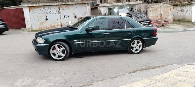 Mercedes C 240 1997, 364,548 km - 2.4 l - Bakı