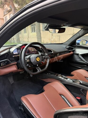 Ferrari 296 GTB-5