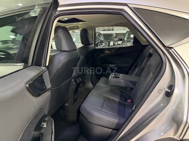 Lexus NX 350h-17