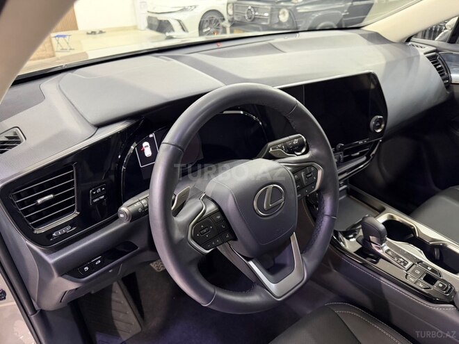 Lexus NX 350h-15