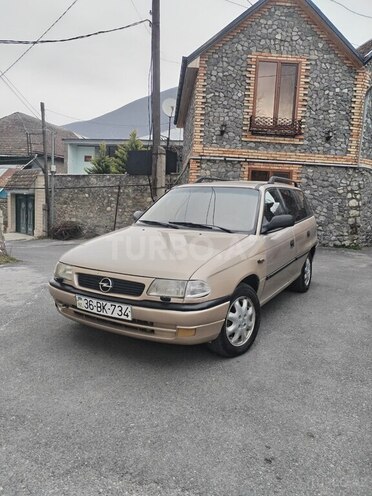Opel Astra 1997, 526,398 km - 1.8 l - Şəki