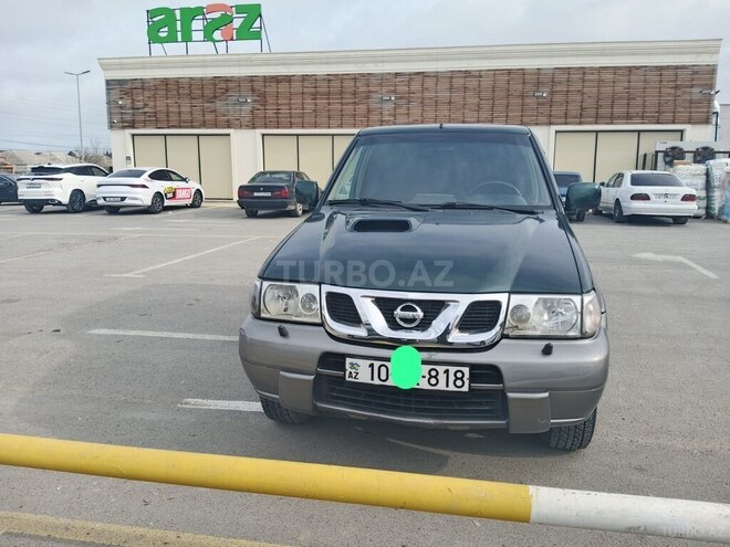 Nissan Terrano 2003, 320,000 km - 3.0 l - Bakı