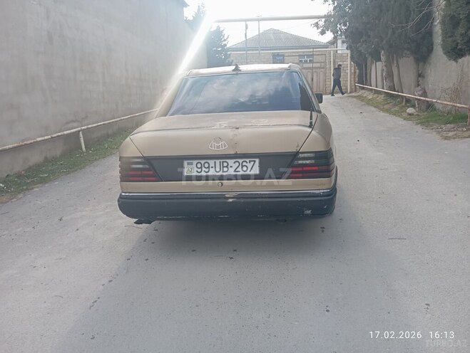 Mercedes 200 E 1990, 385,550 km - 2.0 l - Bakı